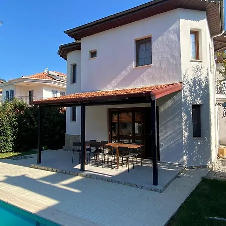 With Private Pool And Garden In Dalyan Villa *